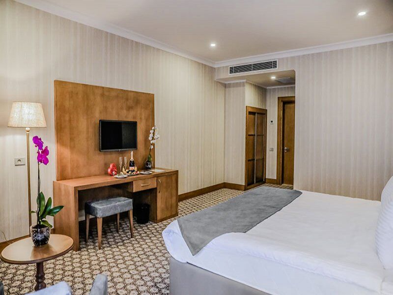 Madison Hotel Baku Exterior photo
