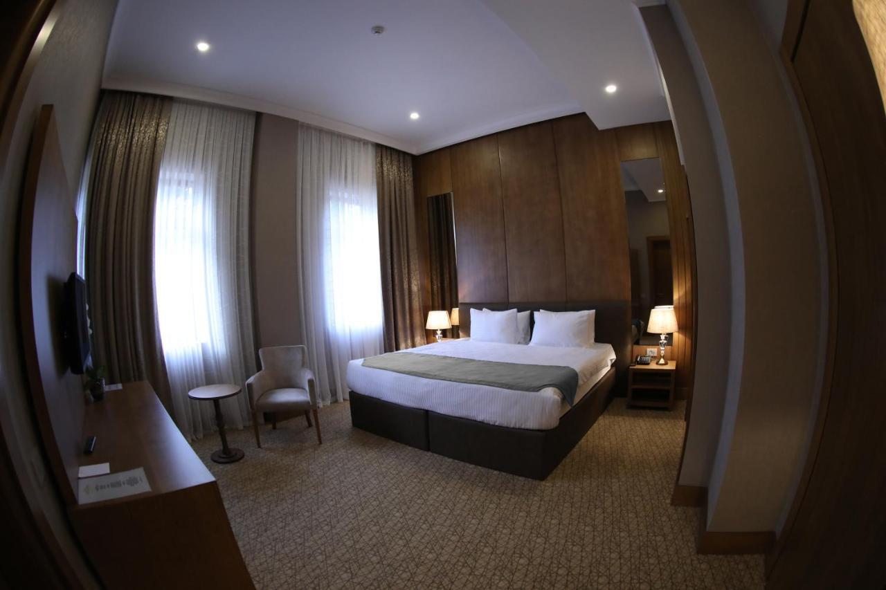 Madison Hotel Baku Exterior photo